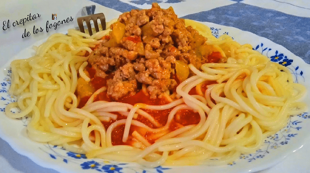 espaguetis con pisto