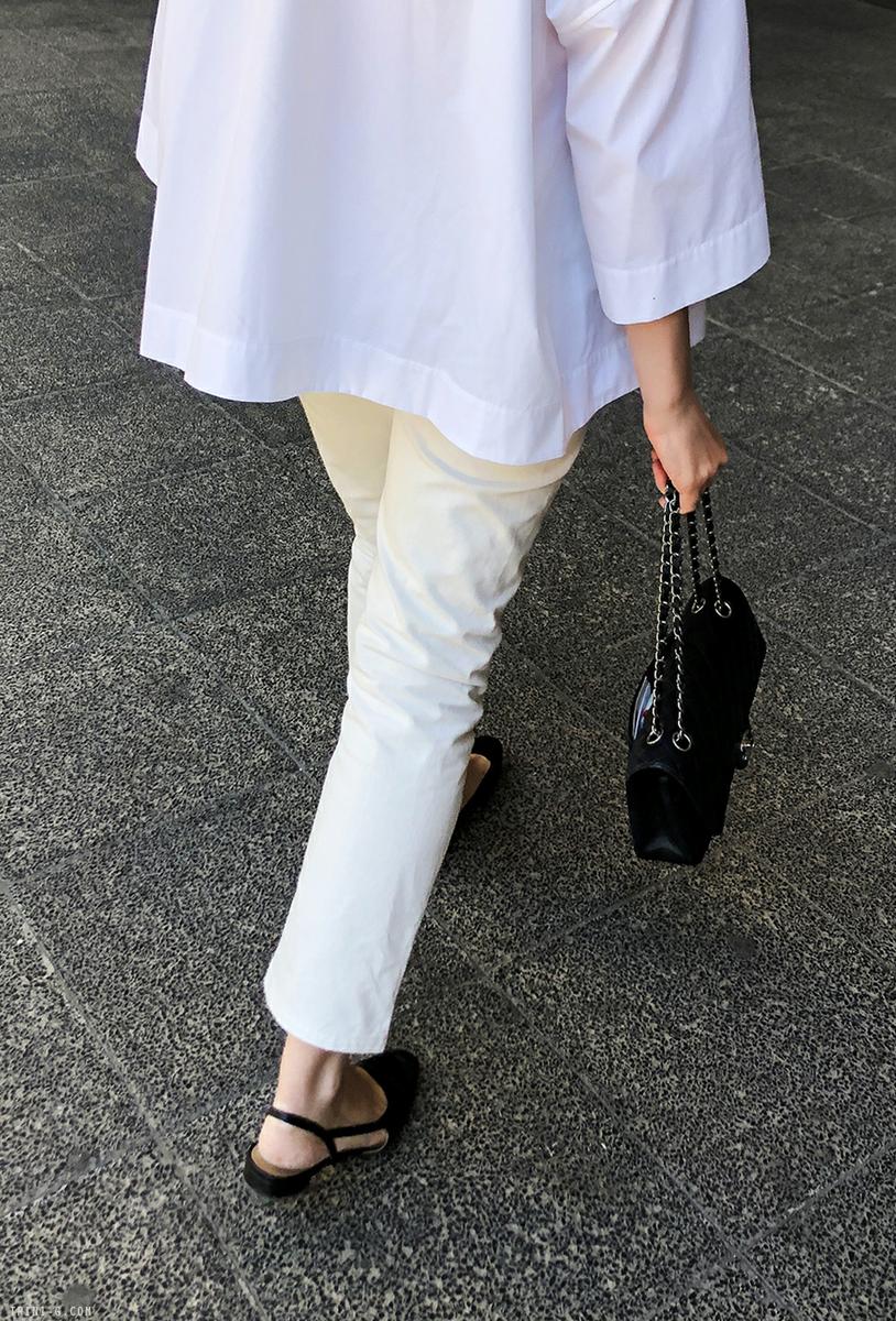 Trini | The Row Ashland jeans Balenciaga top