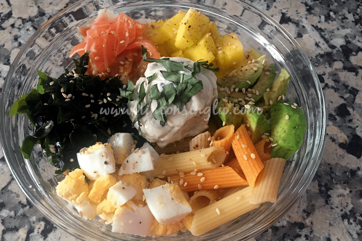 poke sin gluten con salsa