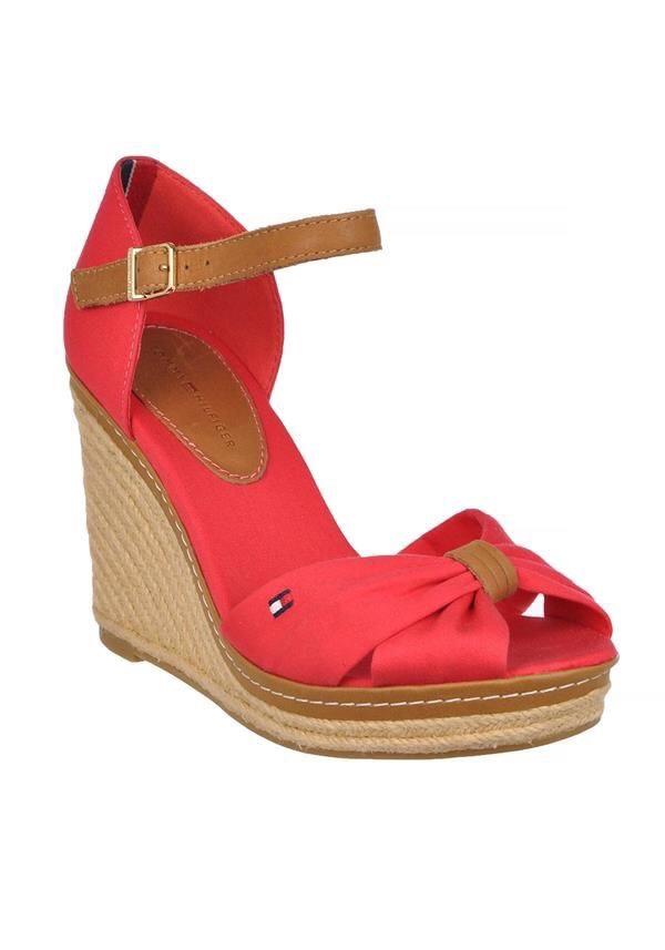 Cuñas En tono Coral