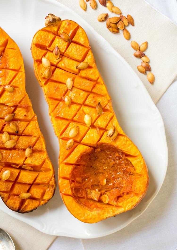 Calabaza mantequilla o butternut squash al horno.