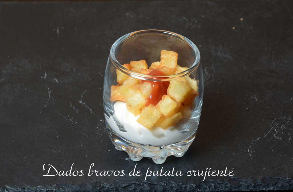 Aperitivos de boda. Dados bravos de patata crujiente