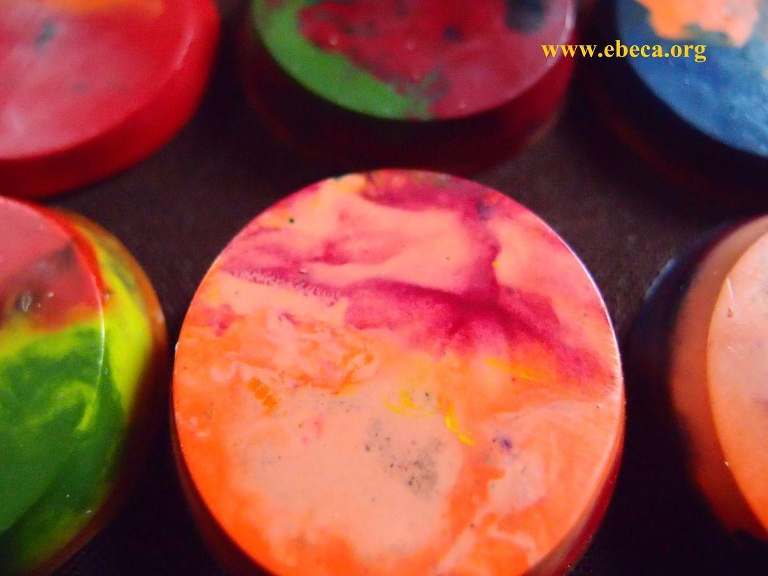 Ceras redondas con colores mezclados