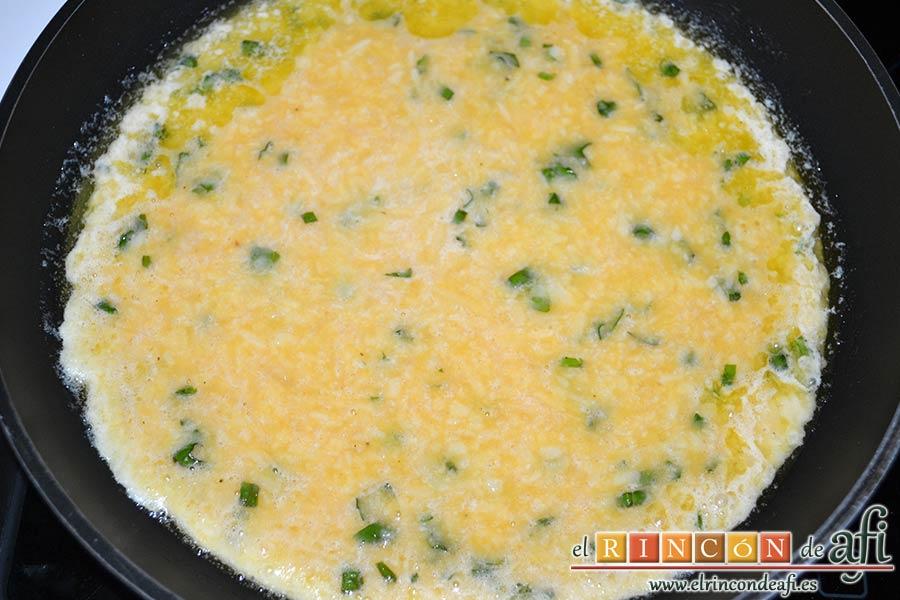 Tortilla de albahaca, dejar que cueza a fuego bajito