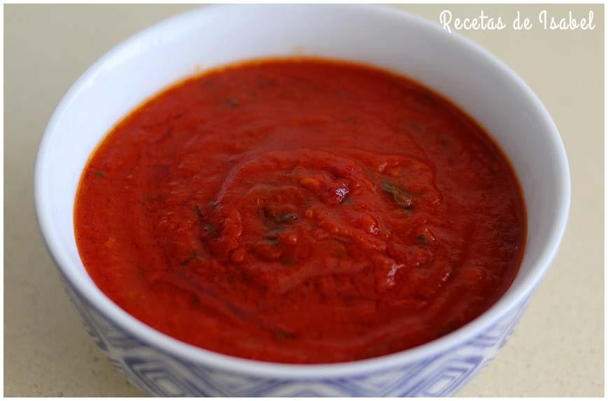 Pasta con salsa arrabiata, fácil y picante