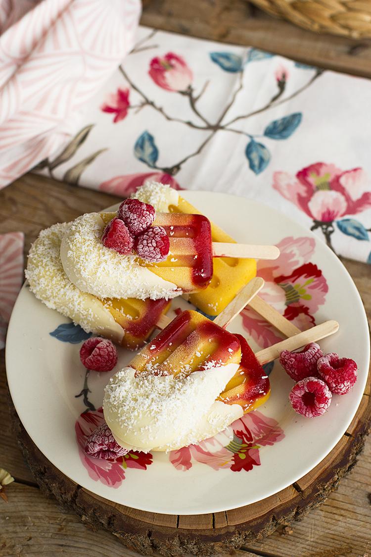 Helado de Mango, Frambuesa y Chocolate Blanco rico fácil y saludable
