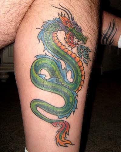 Tatuajes de dragones en la pierna