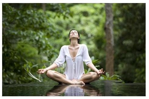 Como aplicar las leyes espirituales del yoga