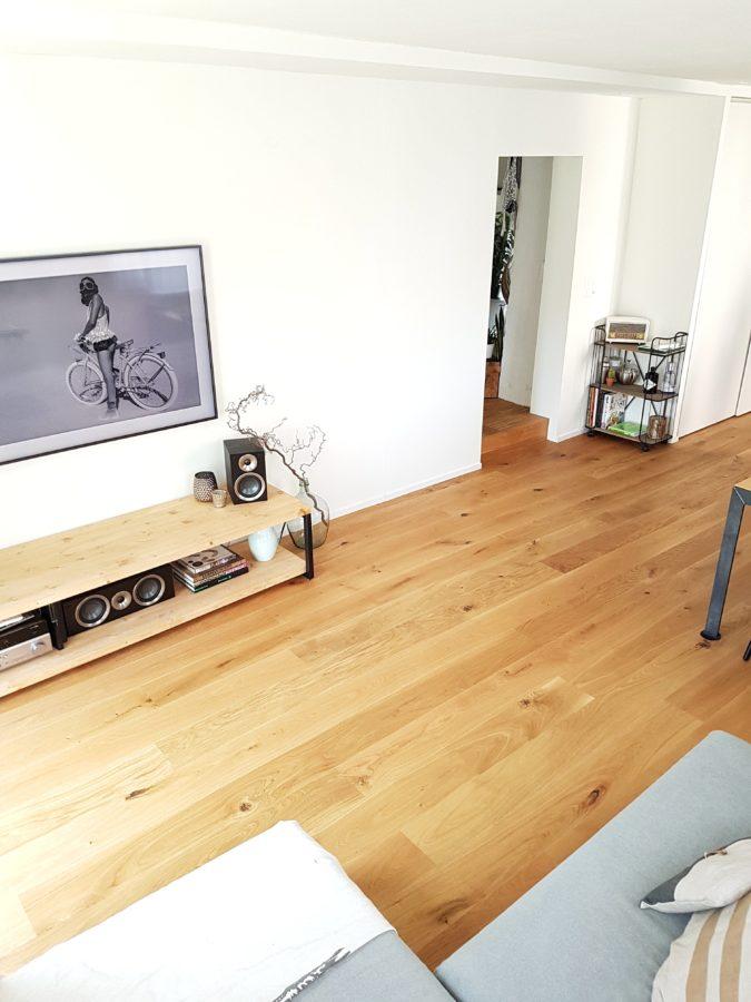 suelo-madera-salon-nordico