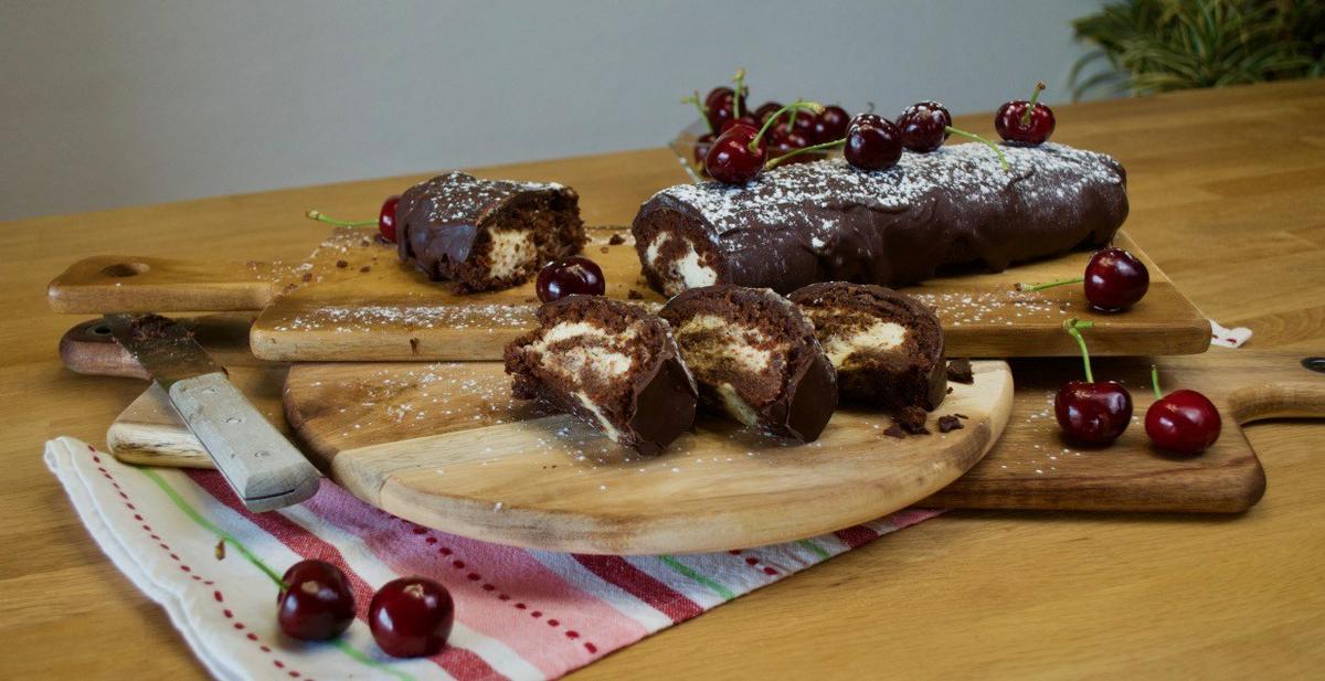 Rollo de chocolate y vainilla