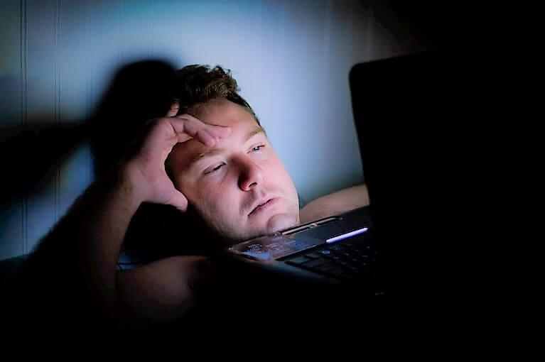 Problemas para mantener el sueño tratado por la mejor psicóloga en Chamberí