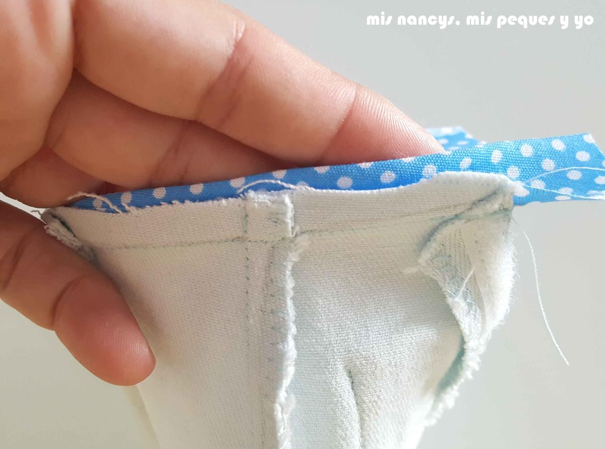 mis nancys, mis peques y yo, tutorial short vaquero para Nancy (patron gratis), cortar sobrante