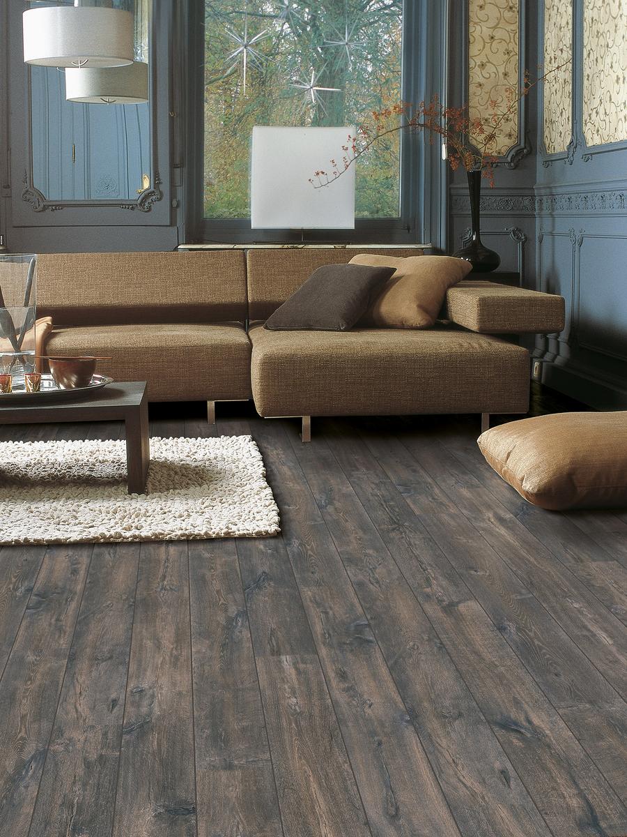 Suelo laminado salón