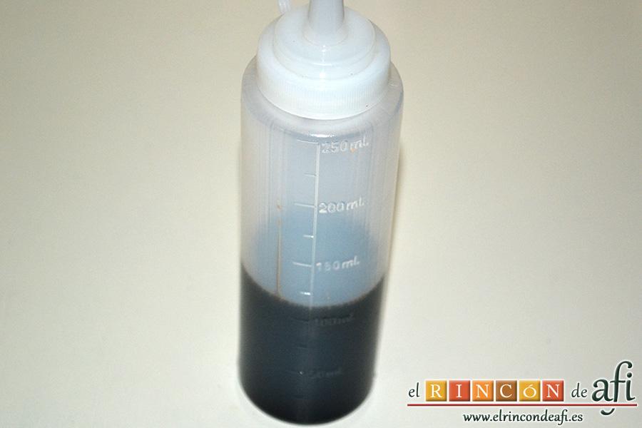 Solomillo de ternera con foie, cebolla caramelizada y reducción al Pedro Ximénez, una vez conseguida la reducción del Pedro Ximénez la ponemos en un biberón