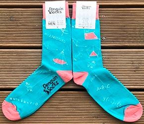 Regalos frikis para matematicos calcetines con ecuaciones