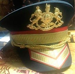 Gorra de oficial militar
