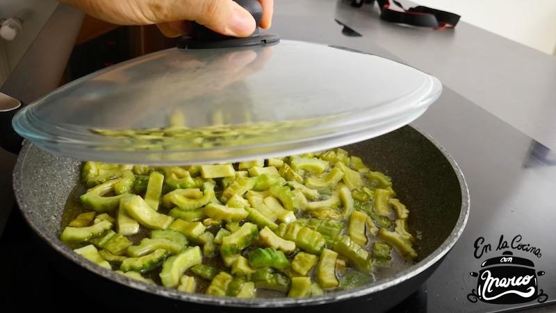 como se cocina karela