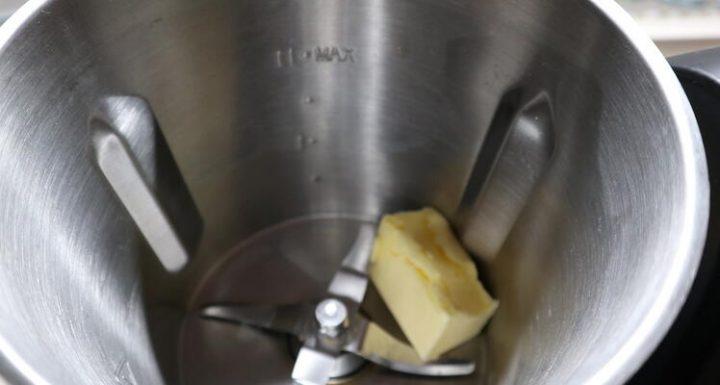 Hacer bechamel para canelones en Mambo