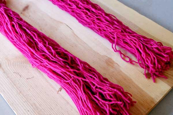 lana color rosa para hacer un pulpo de lana