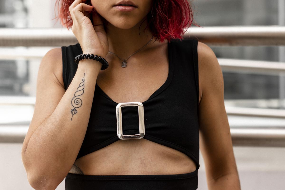 Pantalón deportivo naranja neon