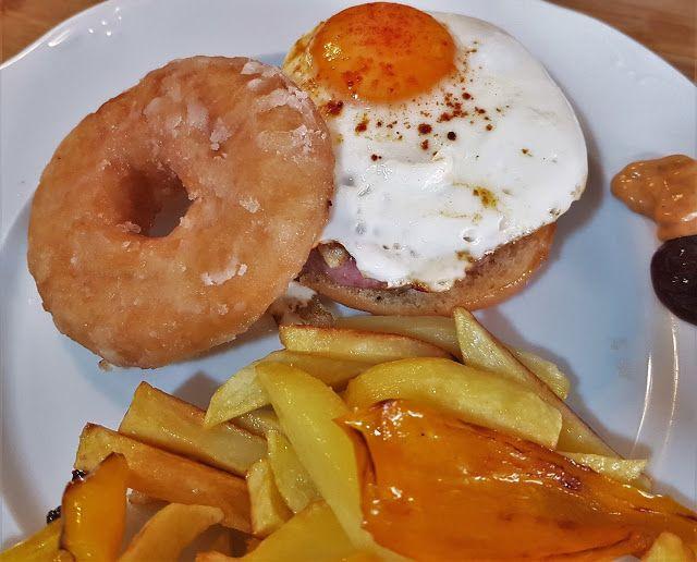 Hamburguesa con pan de donut