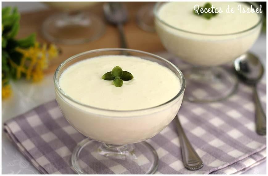 Mousse de limón, postre preparado en segundos