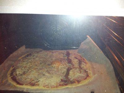 Pizza con masa comprada (8)