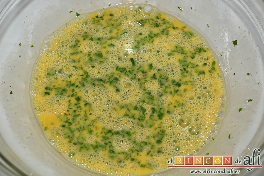 Tortitas de coliflor, mezclar todo bien