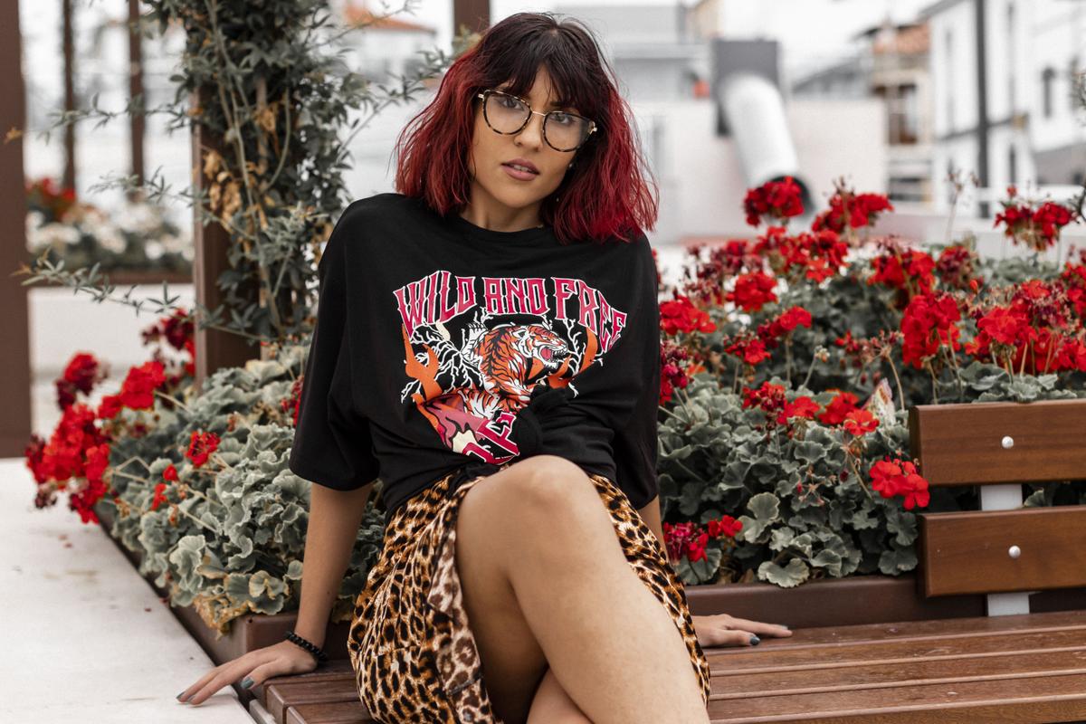 Camiseta estampada y leopardo