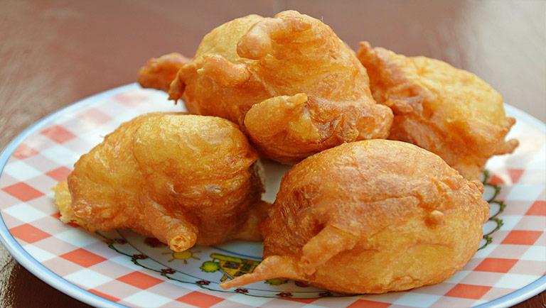 buñuelos-de-queso-manchego