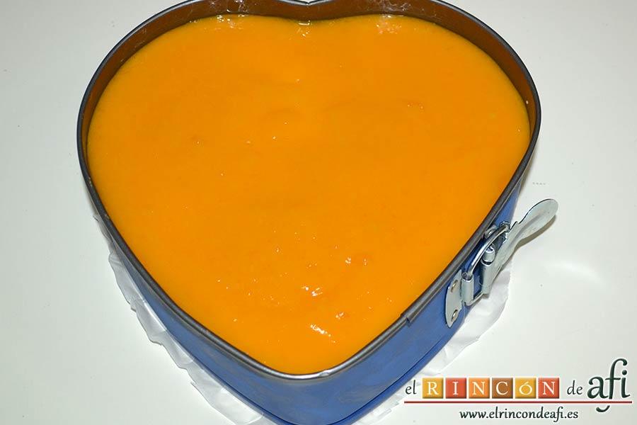 Tarta de mousse de mango con gelée, dejar enfriar mejor toda la noche en nevera