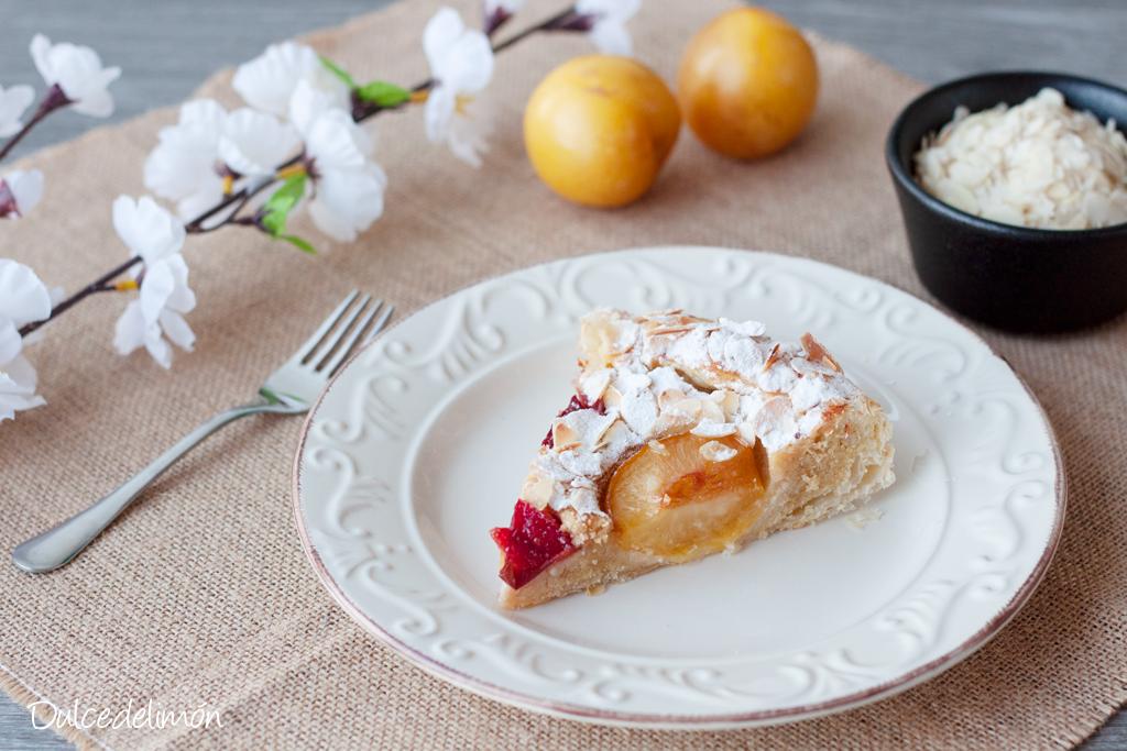 Tarta de ciruelas y frangipane