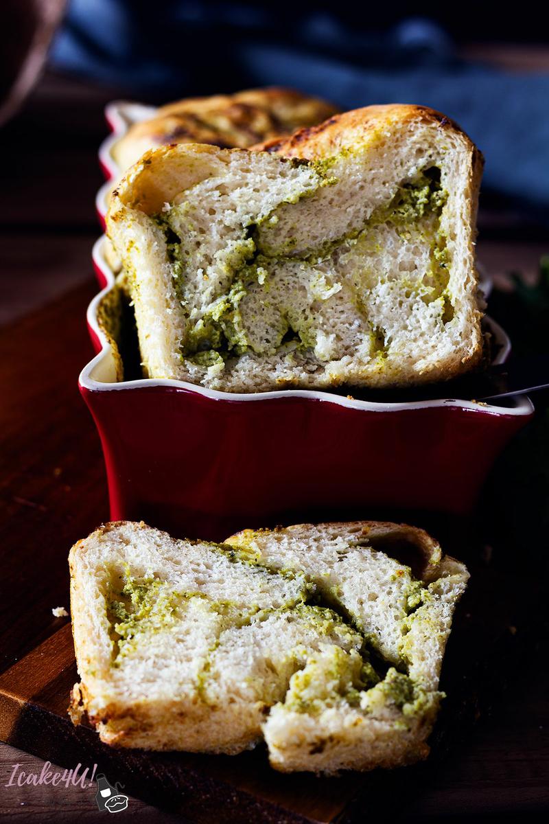 Pan Enrollado de Pesto de Calabacín