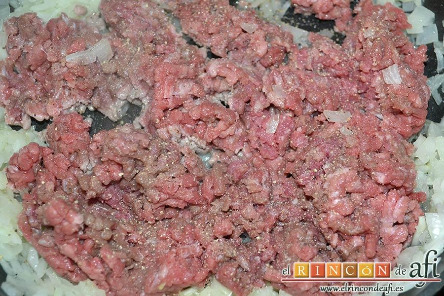 Croque cake de berenjenas, salpimentar