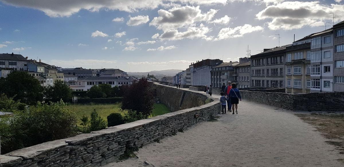 Vista de la muralla de Lugo.