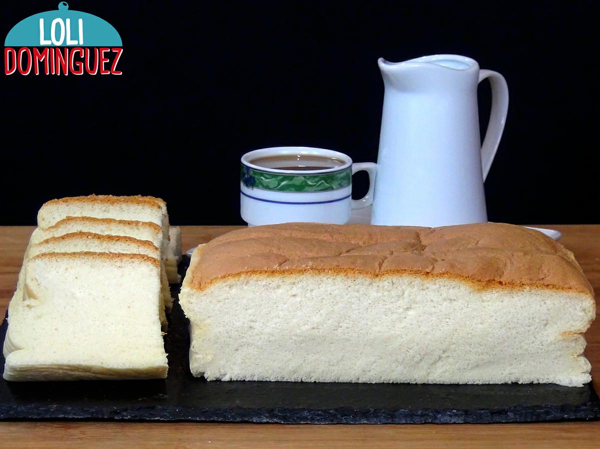 PASTEL DE ALGODÓN JAPONÉS - COTTON CAKE. Algo especial tiene este bizcocho que no puedes parar de comerlo, tan tierno, suave y esponjoso que se funde en la boca dejando un sabor delicioso