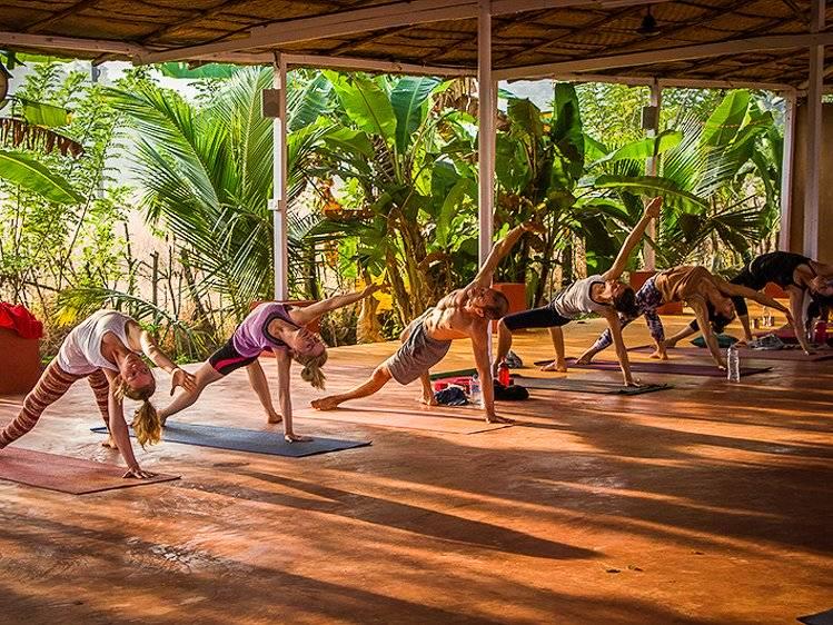 RETIRO DE YOGA Y AYURVEDA