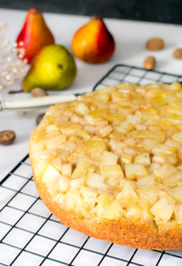 Receta de pastel de pera y yogurt en revista Maria Orsini