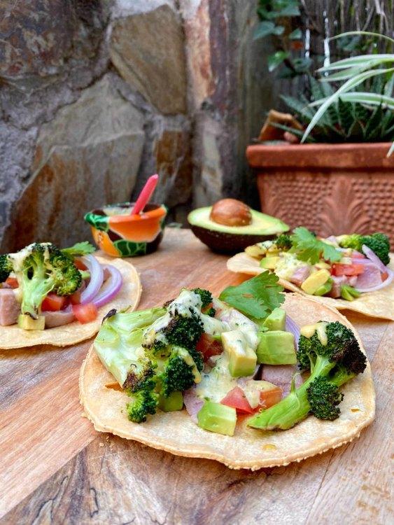 Tostadas De Brocoli Y Atun 07