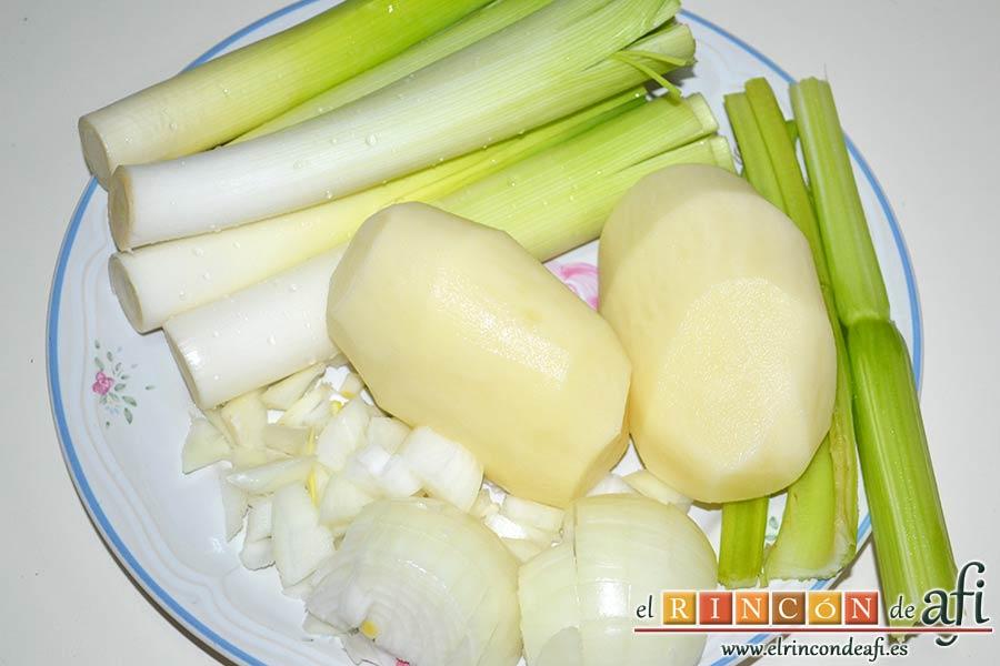 Crema de puerros y apio con crujiente de jamón, preparar los ingredientes