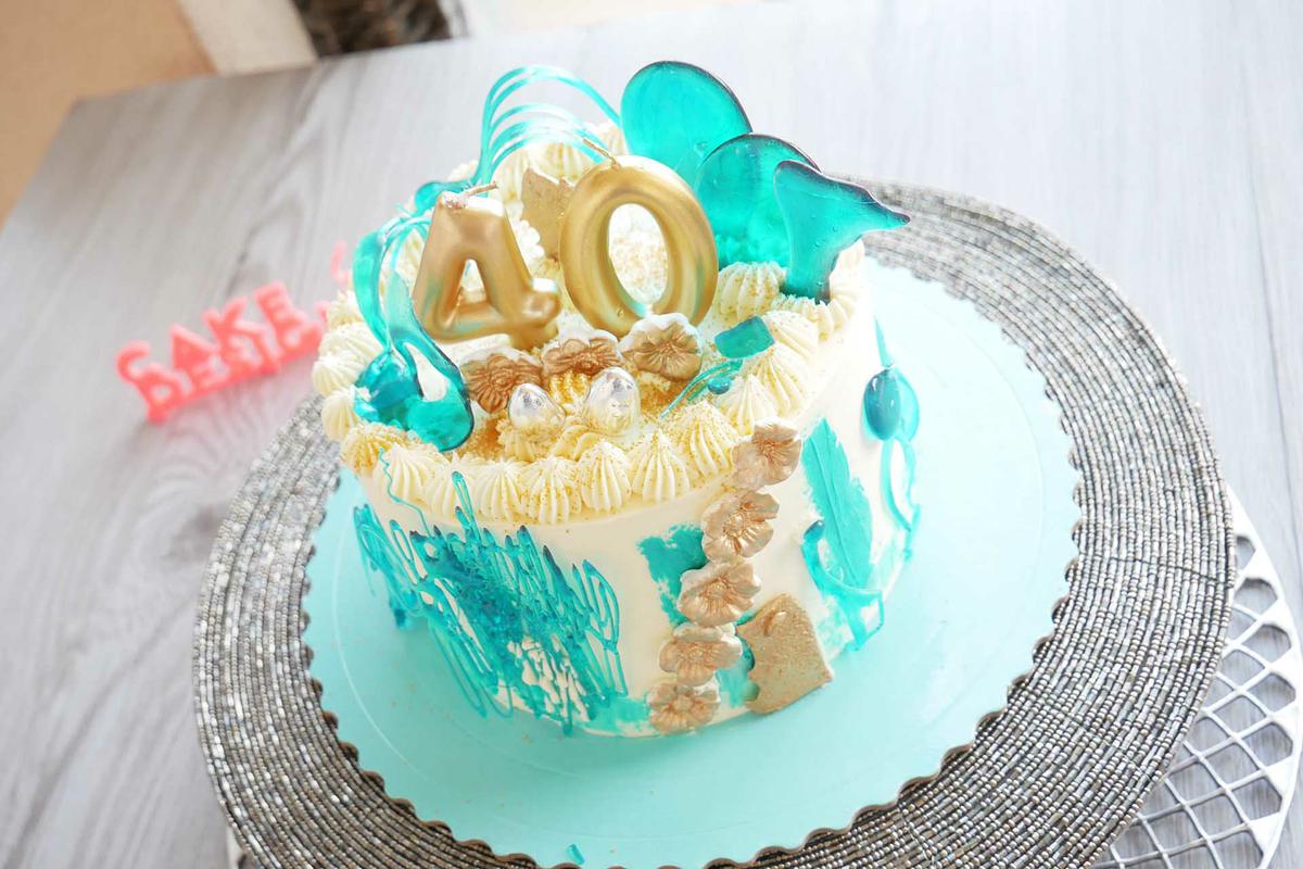 Tarta de caramelo turquesa