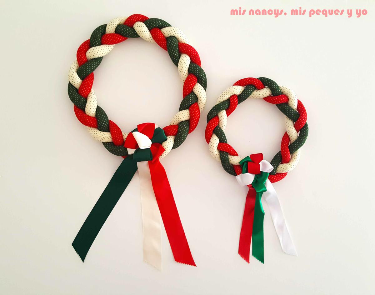 mis nancys, mis peques y yo, tutorial corona de navidad trenzada, juego de corona grande y pequeña para decorar puertas