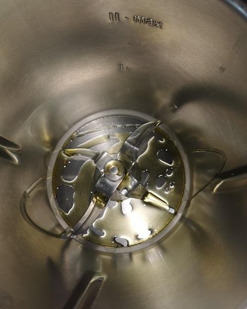 Fussili con salsa Alfredo vegana