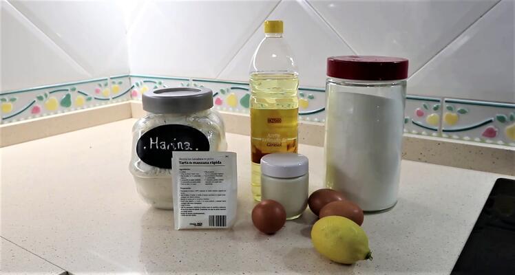 Ingredientes para hacer el bizcocho de yogur y limón en Mambo