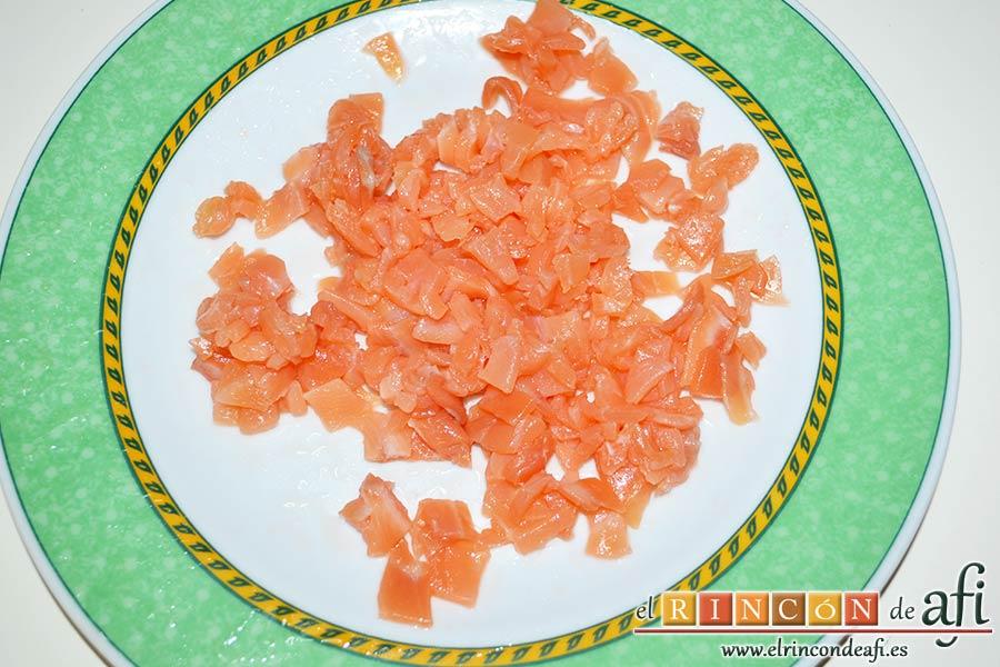 Bombones de salmón y queso, trocearlas