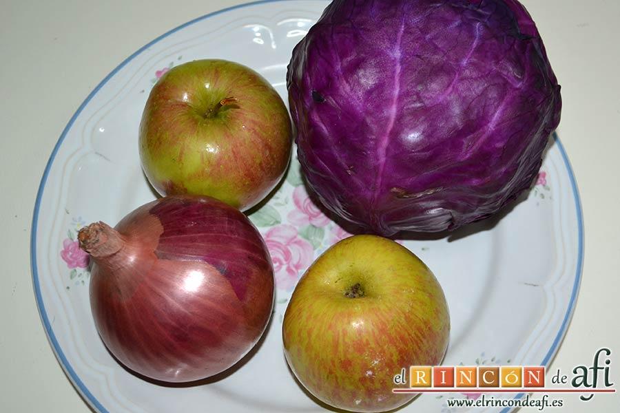 Col morada navideña con confit de pato, preparar los ingredientes