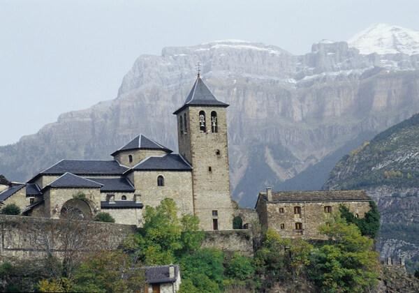pueblos con encanto huesca