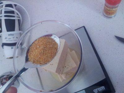 Base de pizza con tofu (3)