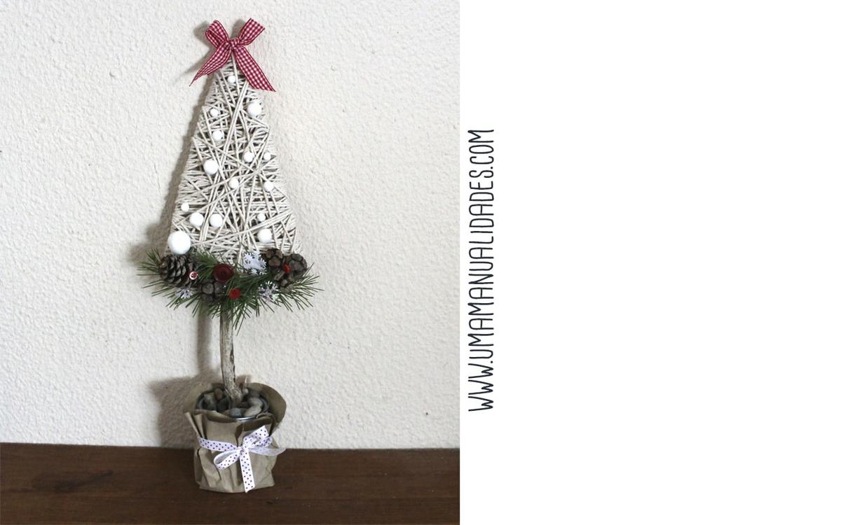 mini arbol navideño con cuerda