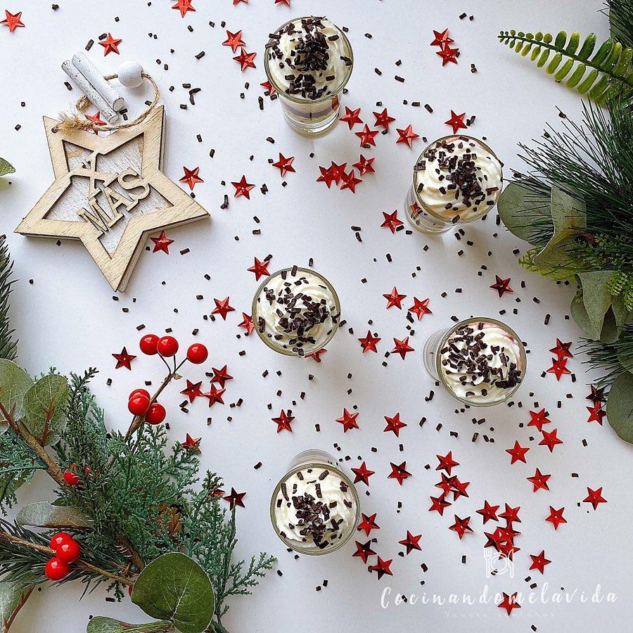 CHUPITOS DE FRUTA CON MASCARPONE